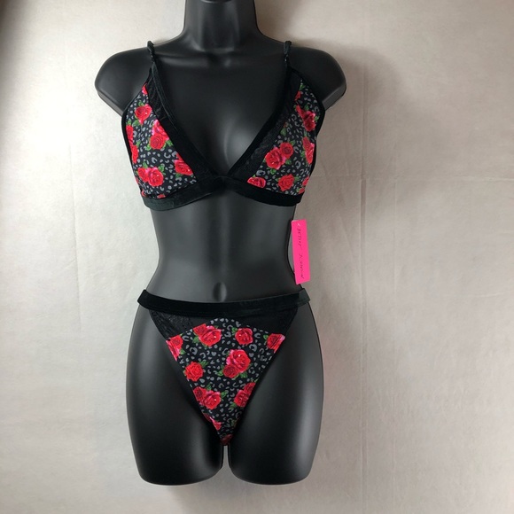 Betsy Johnson Floral Large Two Piece swimming suit - Picture 8 of 8